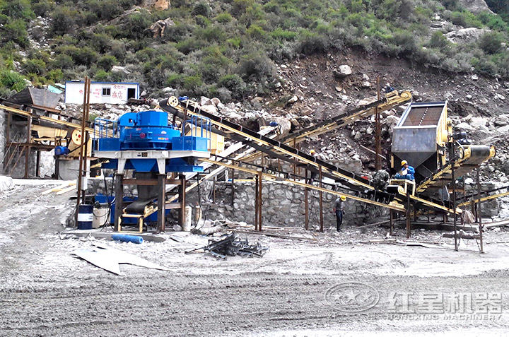 vsi制砂機(jī)用戶生產(chǎn)現(xiàn)場，多個現(xiàn)場提供就近參觀